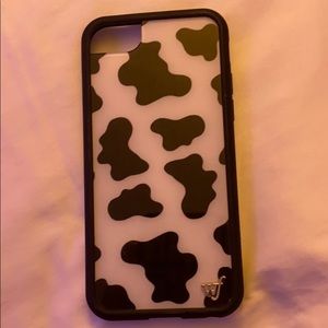 iPhone 6/7/8 cow print wildflower case